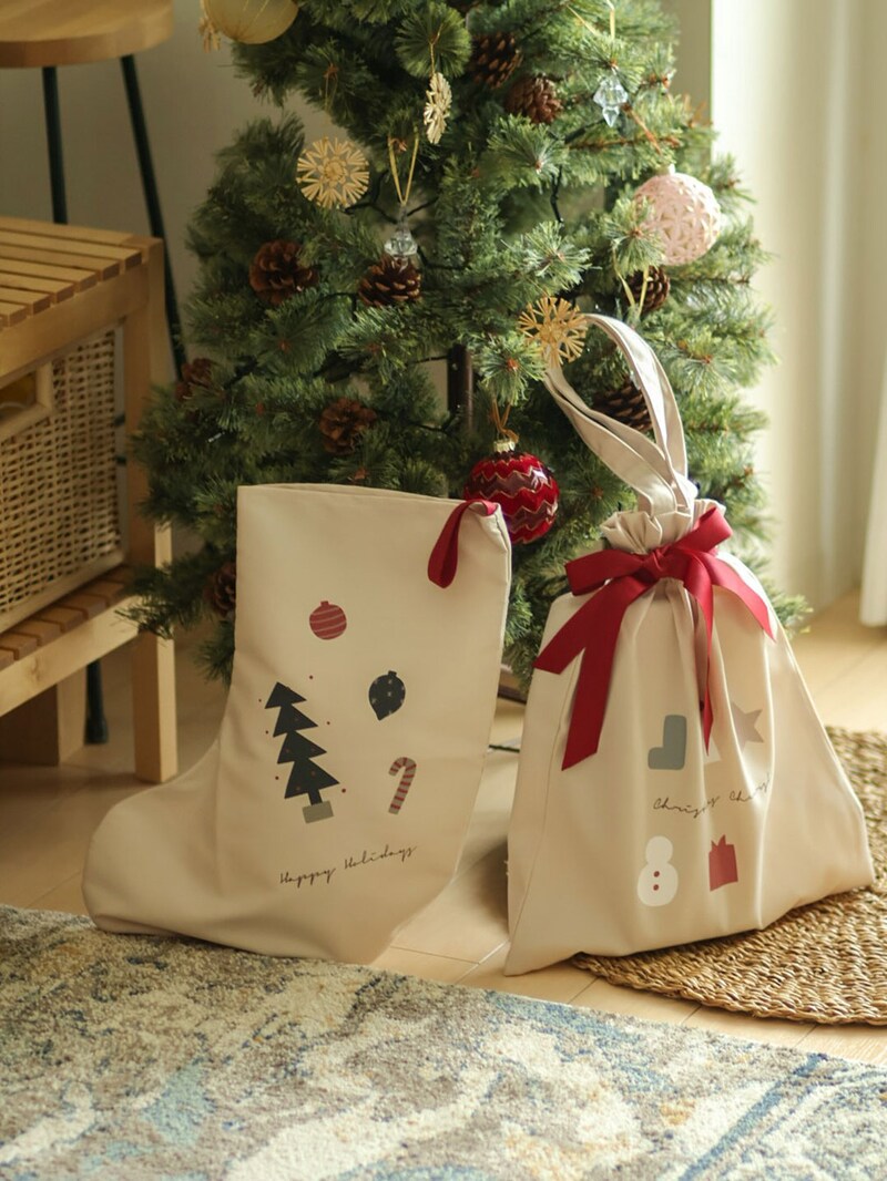 今年のクリスマスは子どもたちを最高の笑顔に！6名のインスタグラマーさんによる、「サンタ袋」の飾りかた報告会