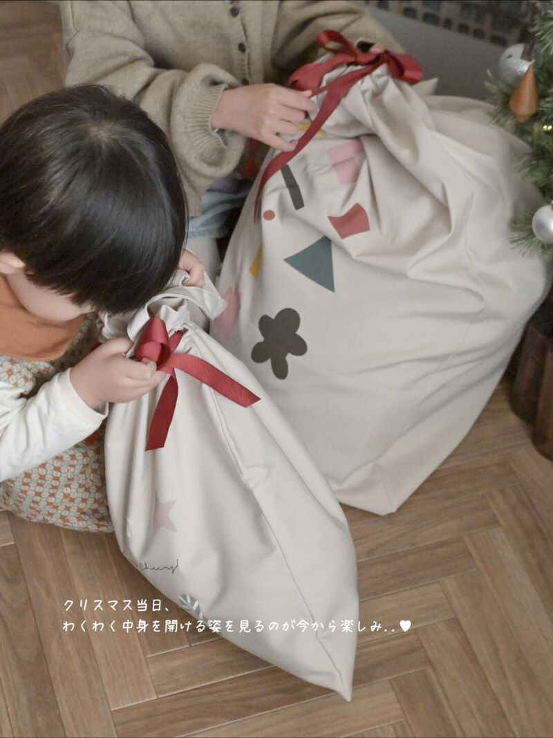 今年のクリスマスは子どもたちを最高の笑顔に！6名のインスタグラマーさんによる、「サンタ袋」の飾りかた報告会