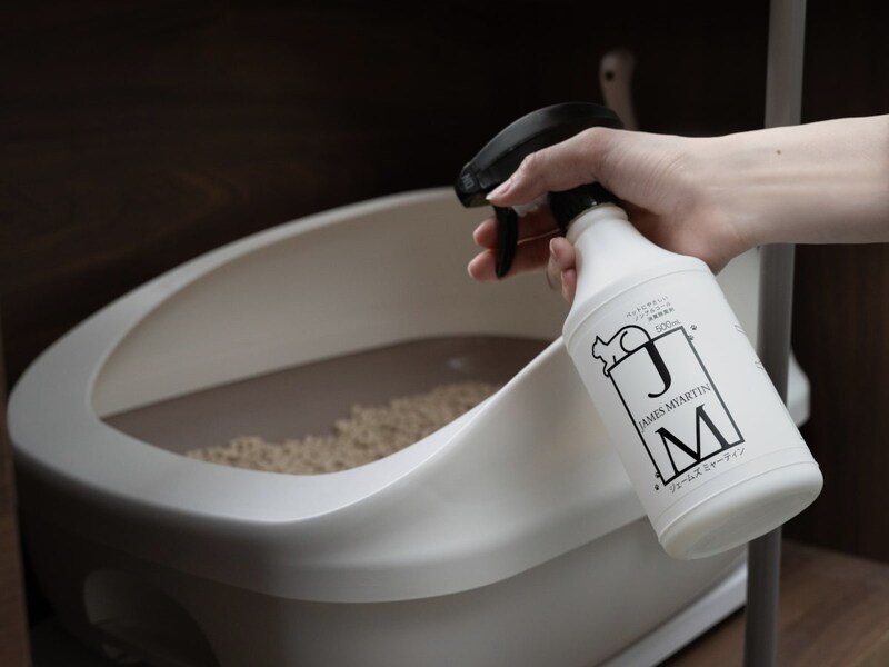 舐めても安心の消臭除菌スプレー!?ペットにやさしい『ジェームズ・ミャーティン』誕生