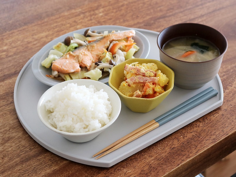 ポテサラは蒸すのが正解！？蒸し鍋で作る副菜＋主菜＋蒸しパンレシピをご紹介