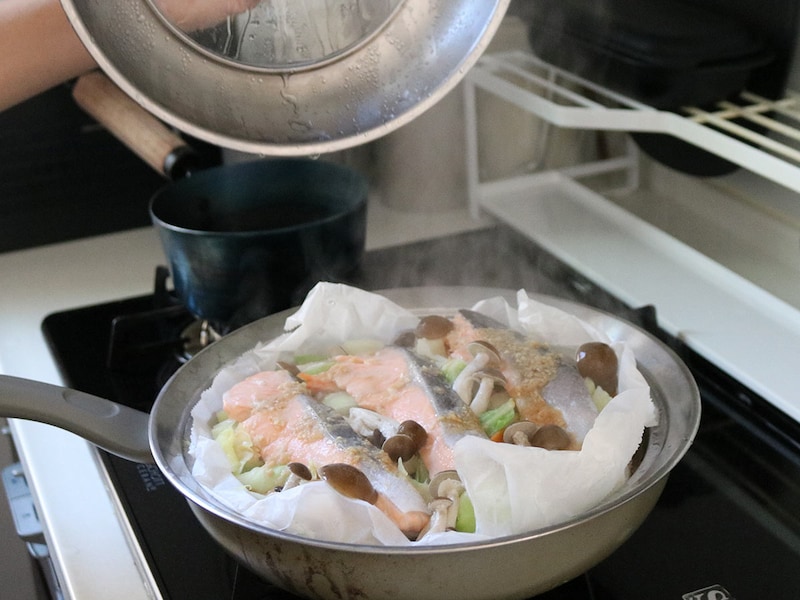 ポテサラは蒸すのが正解！？蒸し鍋で作る副菜＋主菜＋蒸しパンレシピをご紹介