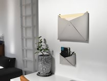 「とりあえずここ」が、ちゃんと片付く場所に｜レターポケットのある暮らし