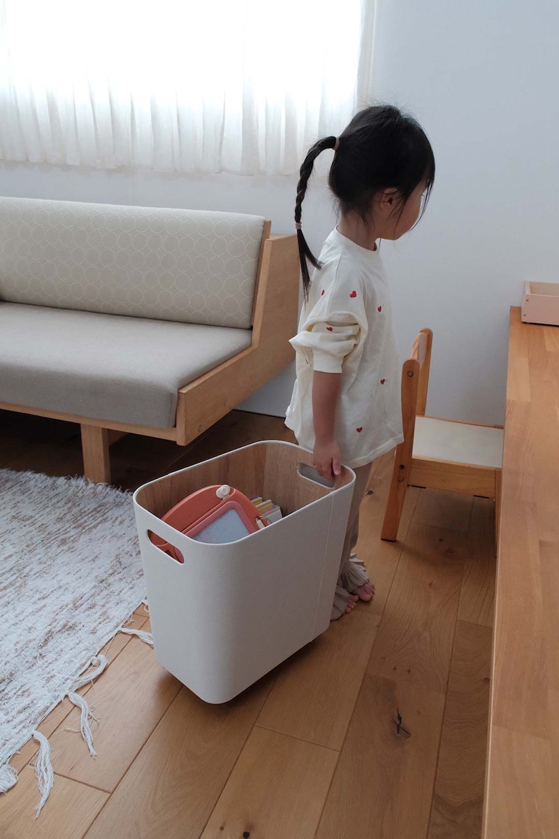 ランドセルも学用品もポン!子ども部屋も片付く『動かせる収納』活用術【インスタグラマーさんのもの選び】