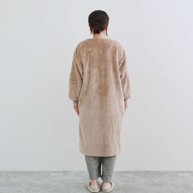 今年も『着る毛布』の季節がやってきた！身長さまざまスタッフ4名のサイズ診断レポ