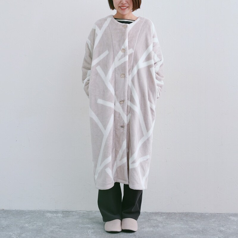 今年も『着る毛布』の季節がやってきた！身長さまざまスタッフ4名のサイズ診断レポ