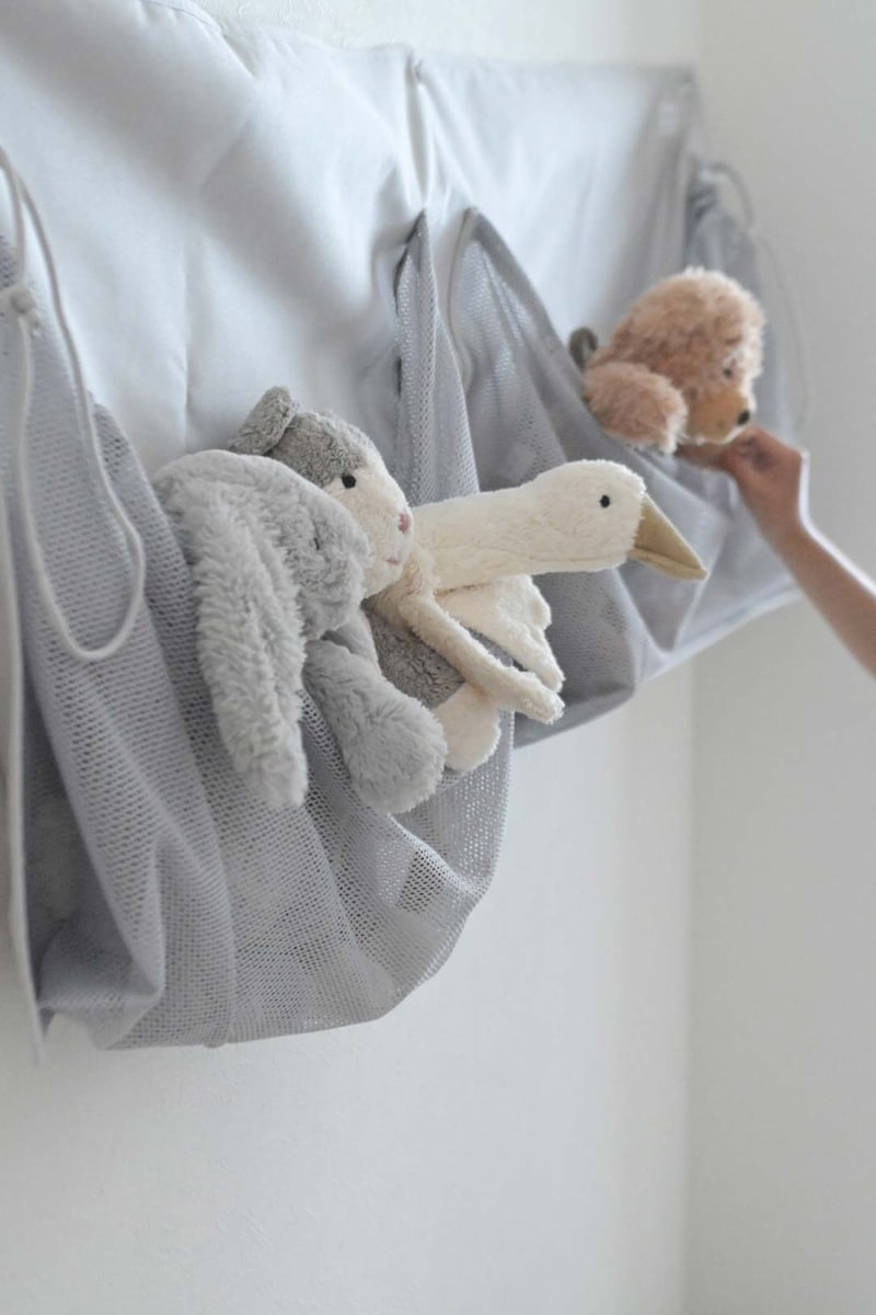 『増え続けるぬいぐるみ問題』に、目からウロコの収納スペース発見!インスタグラマーさんも活用中の新収納とは?