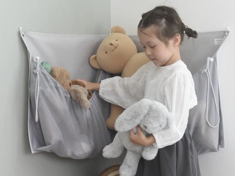 『増え続けるぬいぐるみ問題』に、目からウロコの収納スペース発見!インスタグラマーさんも活用中の新収納とは?