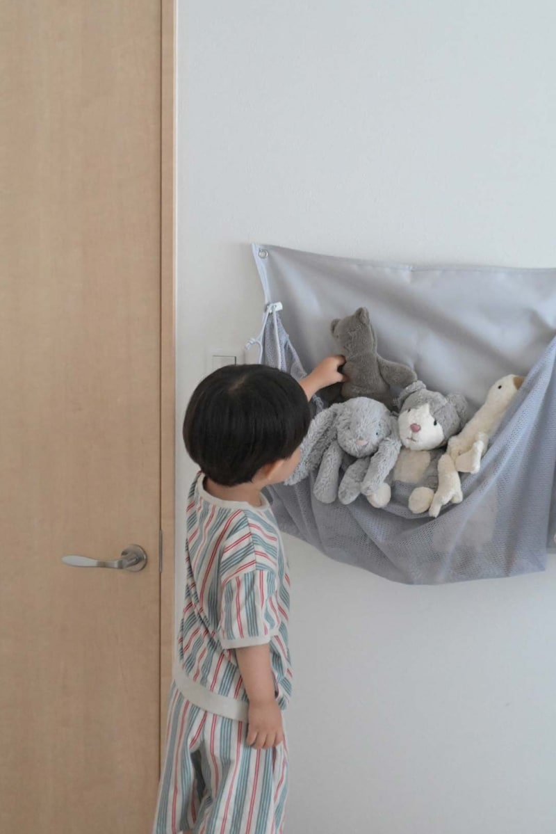 『増え続けるぬいぐるみ問題』に、目からウロコの収納スペース発見!インスタグラマーさんも活用中の新収納とは?