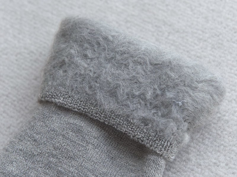 長年の「もちはだ」愛用スタッフ達が、カバーソックスを買い足した理由