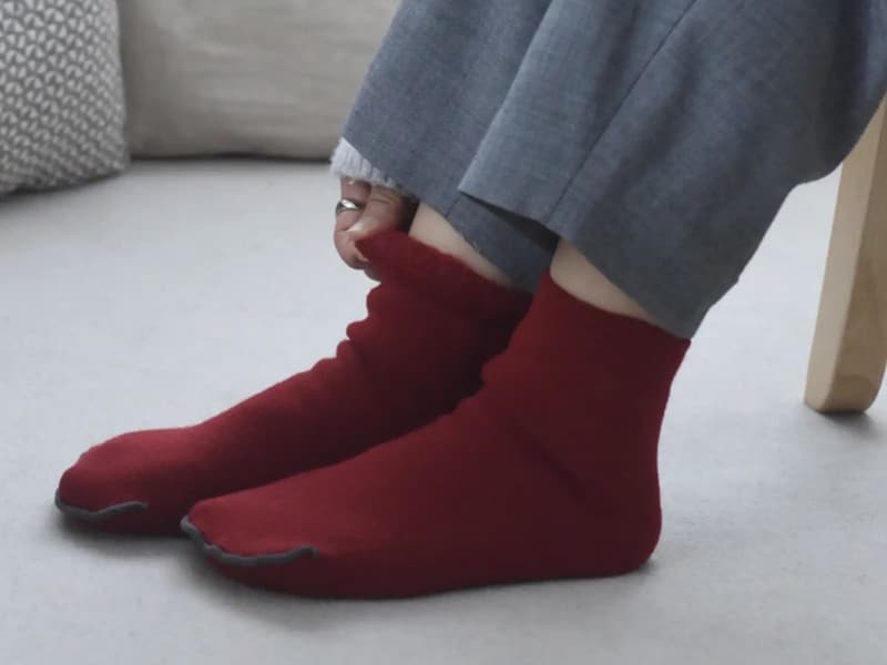 長年の「もちはだ」愛用スタッフ達が、カバーソックスを買い足した理由