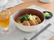 大人が使いたくなる理由がある｜bon moment 木目調 麺どんぶりのある食卓