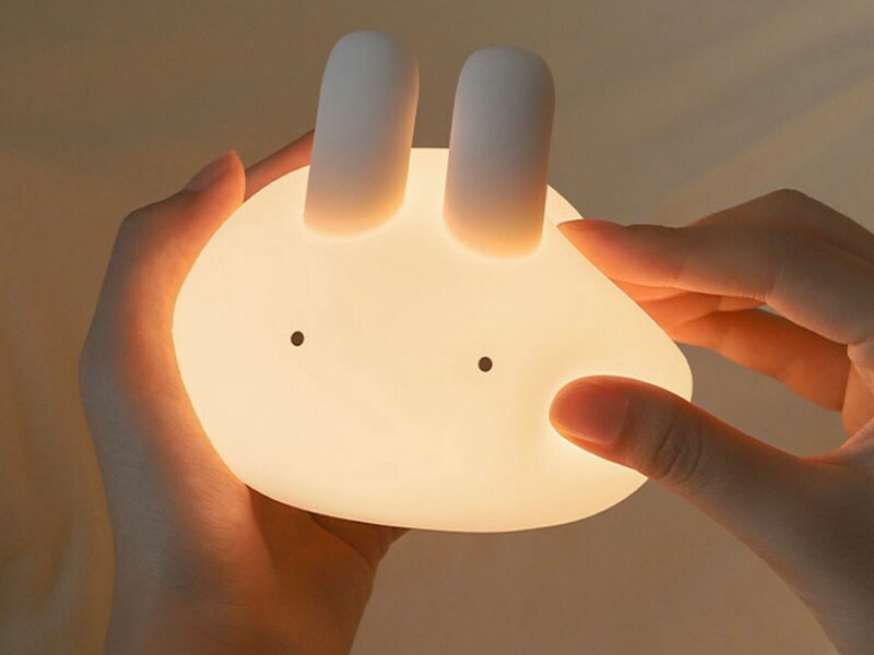 授乳ベビーからキッズまで、おやすみの時間はぷにぷにバニーライトと一緒に。【インスタグラマーさんのもの選び】