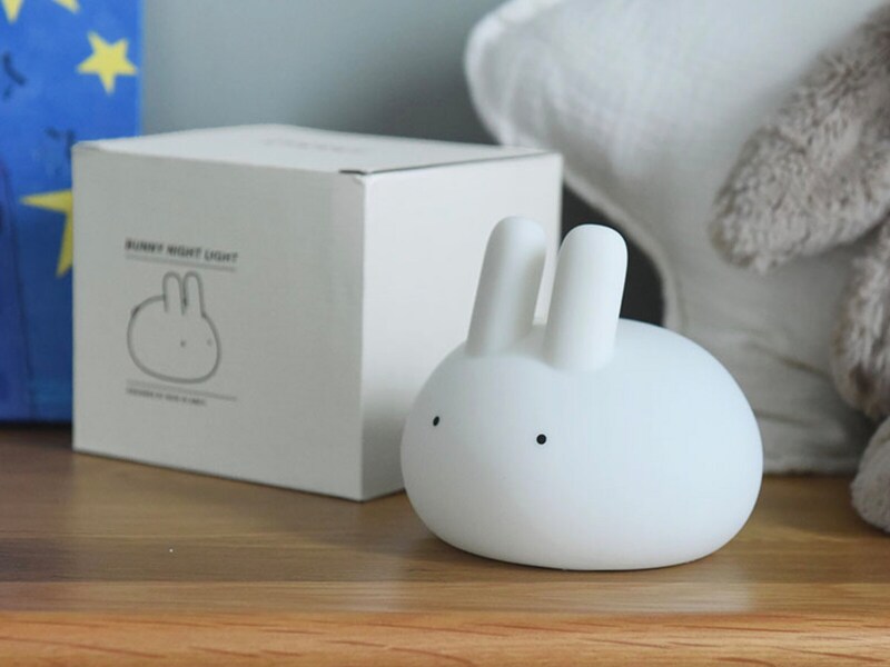 授乳ベビーからキッズまで、おやすみの時間はぷにぷにバニーライトと一緒に。【インスタグラマーさんのもの選び】