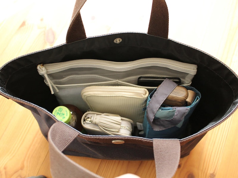 小さいかな？と思ったけれど。薄型バッグインバッグが思った以上に便利だった話