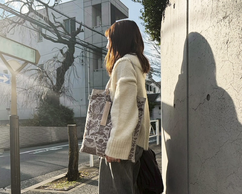 「じぶん時間」のお供に1本のペン。習い事にカフェタイム、お仕事にも、スタッフが愛用している大人のペンホルダー