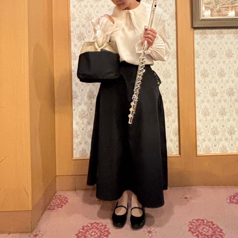 人気の理由はこのシルエット。ごちゃつきバッグを卒業！整頓上手な「バッグインバッグ」新作スタッフレポ