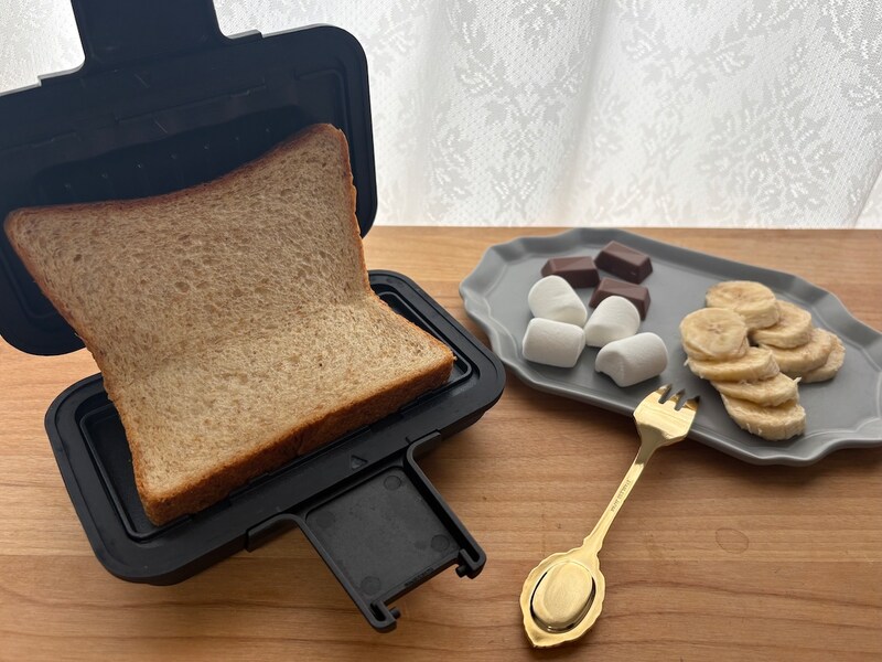 話題の『レンチンホットサンド』に何入れる？スタッフのお気に入りレシピ＆使用レポ発表会