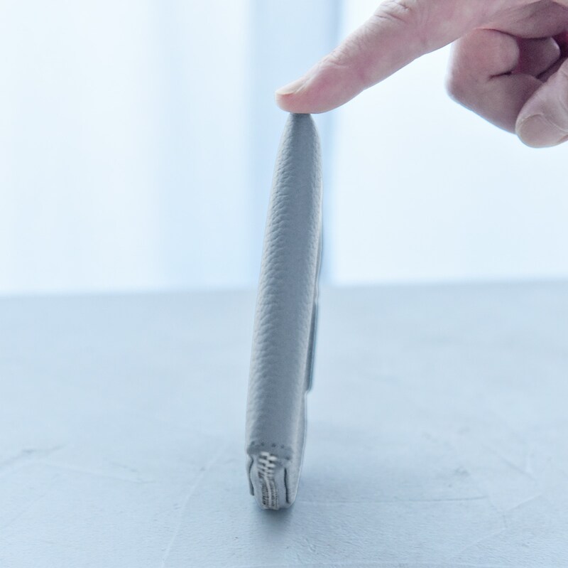 春のお財布決～めた！ミニマル派スタッフのハートを掴んだ、わずか8mmの新作はこれ