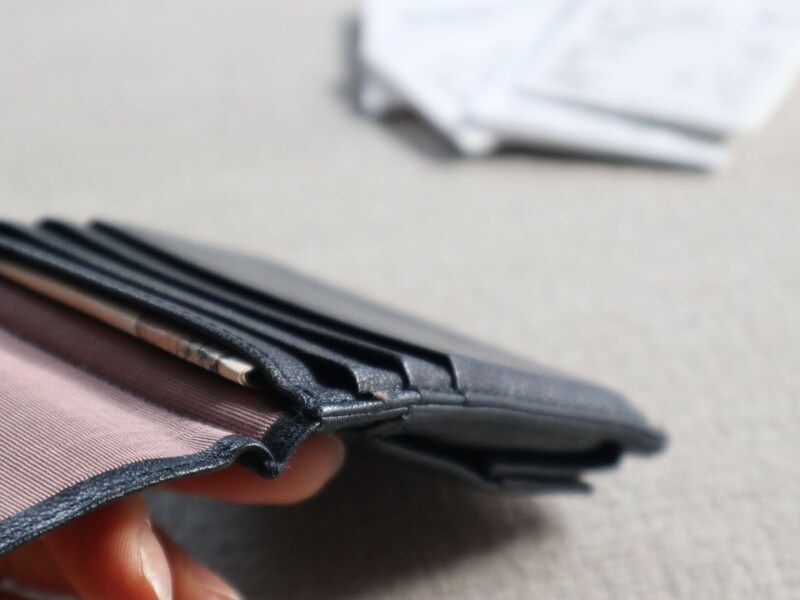 春のお財布決~めた!ミニマル派スタッフのハートを掴んだ、わずか8mmの新作はこれ