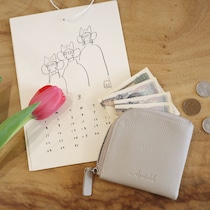 春のお財布決～めた！ミニマル派スタッフのハートを掴んだ、わずか8mmの新作はこれ