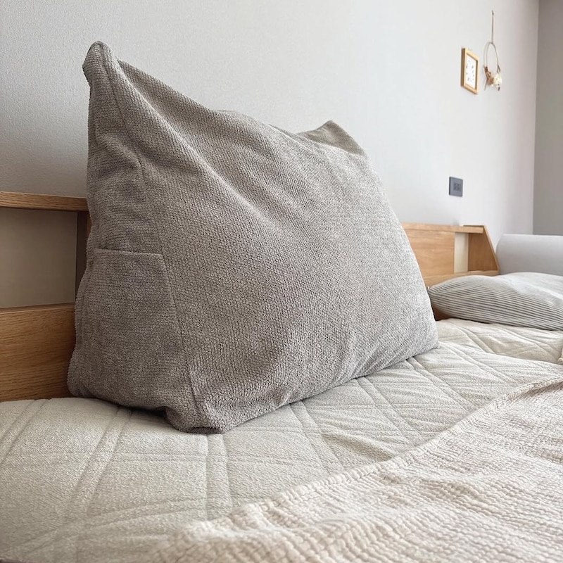 布団収納スペースにお困りの人、集まれ!『背もたれになる布団収納ケース』がIGさんのお家でも活躍中