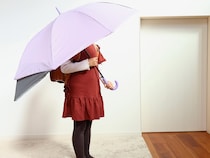 雨の日も元気に登校。ランドセルが濡れない「kukka ja puuのトランスフォーム傘」