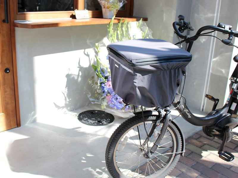もう前カゴから荷物があふれない!自転車派ママの即戦力「拡張できるカゴカバー」