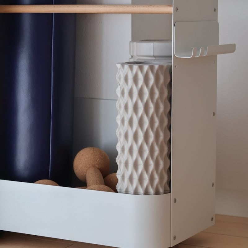 家電の目隠し収納にも◎宅トレ道具だけじゃない「フィットネス収納」活用術【インスタグラマーさんのもの選び】