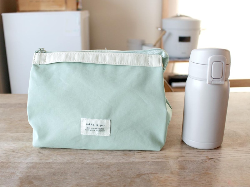 春からの学童弁当に。しっかり入るのにかさばらない!持ち手すっきりランチバッグ
