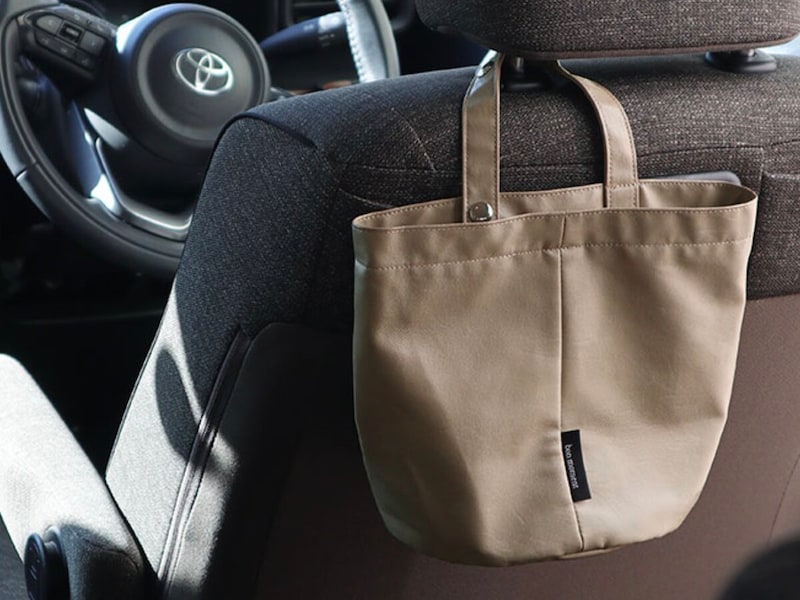 車内快適化の黄金コンビ「カーポケット&吊り下げゴミ箱」スタッフたちはこう使う!