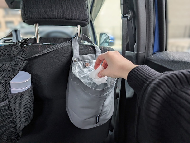 車内快適化の黄金コンビ「カーポケット&吊り下げゴミ箱」スタッフたちはこう使う!