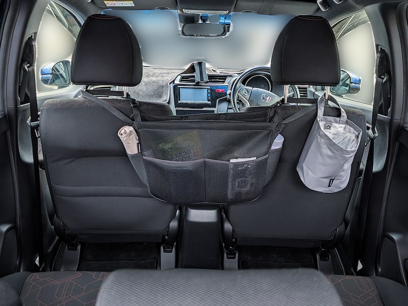 車内快適化の黄金コンビ「カーポケット&吊り下げゴミ箱」スタッフたちはこう使う!