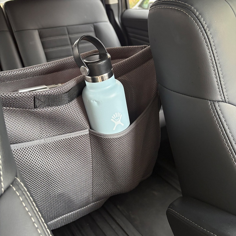 車内快適化の黄金コンビ「カーポケット&吊り下げゴミ箱」スタッフたちはこう使う!