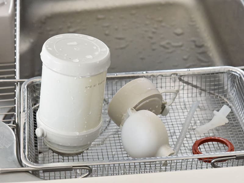 その水筒、本当にキレイ？雑菌シーズンの前に揃えたい「水筒お手入れグッズ」２選！