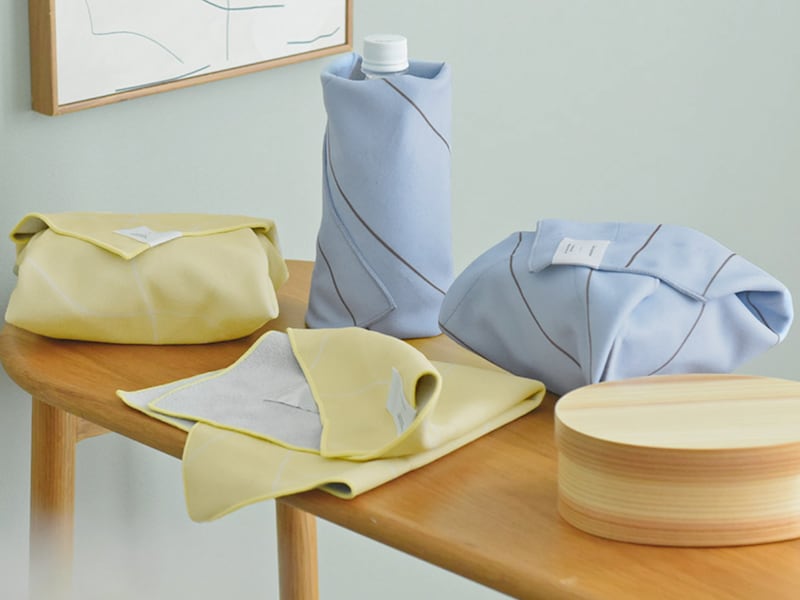 通学弁当も学童弁当も◎ピタッと包める保冷クロスで『お弁当準備ラクちん化』にスタッフが挑戦！