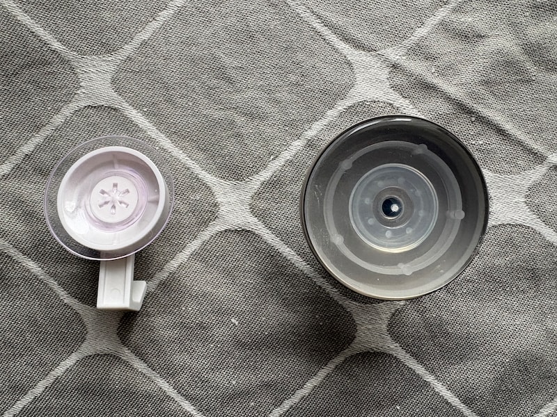 見た目はクール、機能はガッチリ!強力吸盤の「真空フック」をスタッフ宅で使ってみた【第二弾】