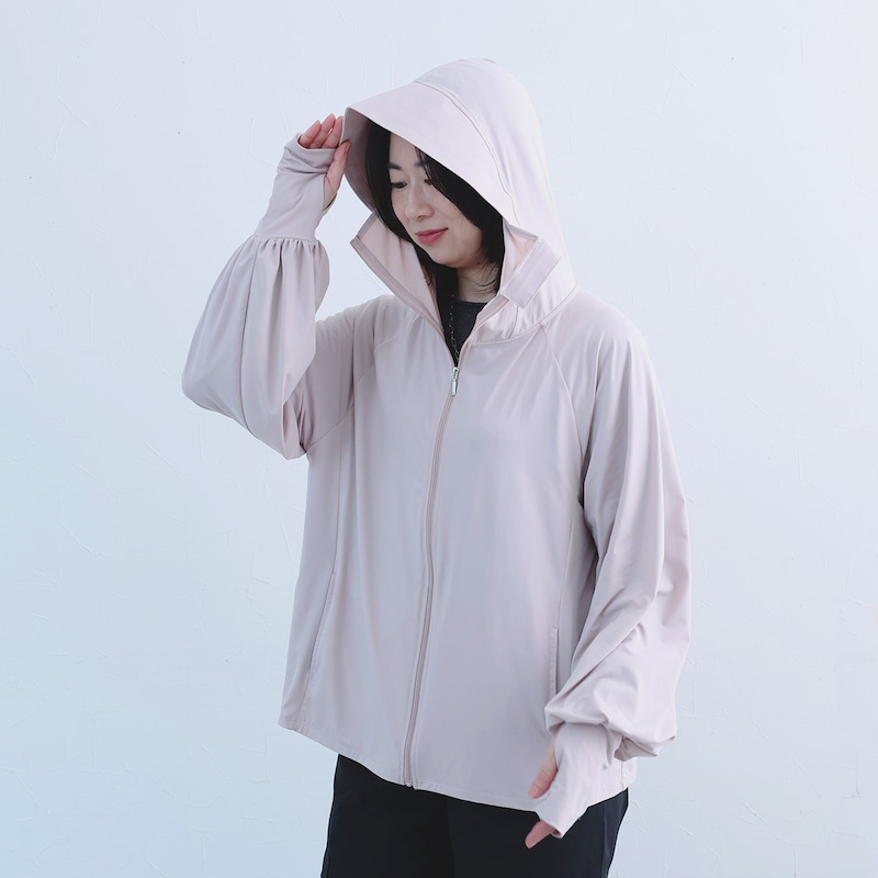 紫外線対策これで万全！3タイプから選べる「フル防備UVカットパーカー」をチェック