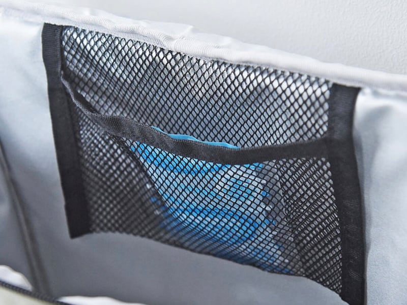 車に浮かせる冷蔵庫!?夏の長距離ドライブにも頼れる保冷バッグで、帰省やレジャーをもっと楽しく!