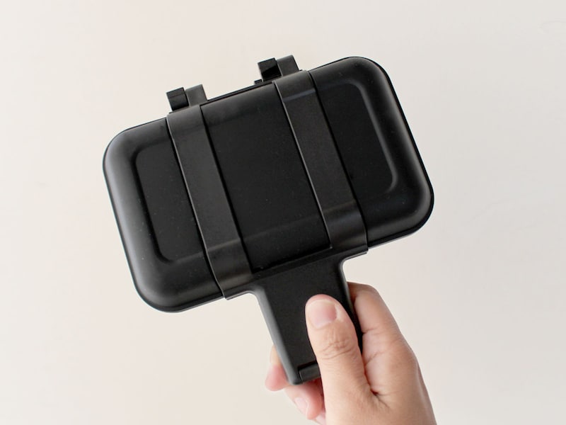 レンチンでこの「ザクッと焼き目」は感動！手軽すぎる、食べ切りホットサンドメーカー