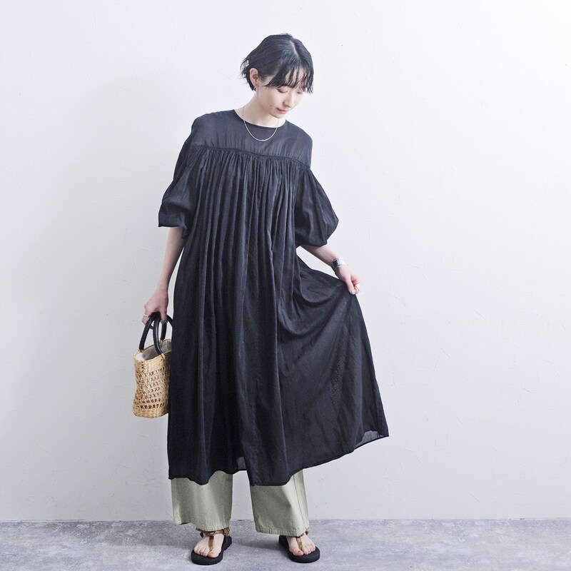 コットン100％さらっと快適ワイドが登場！ルーズに見えない楽ちんパンツをスタッフが試着