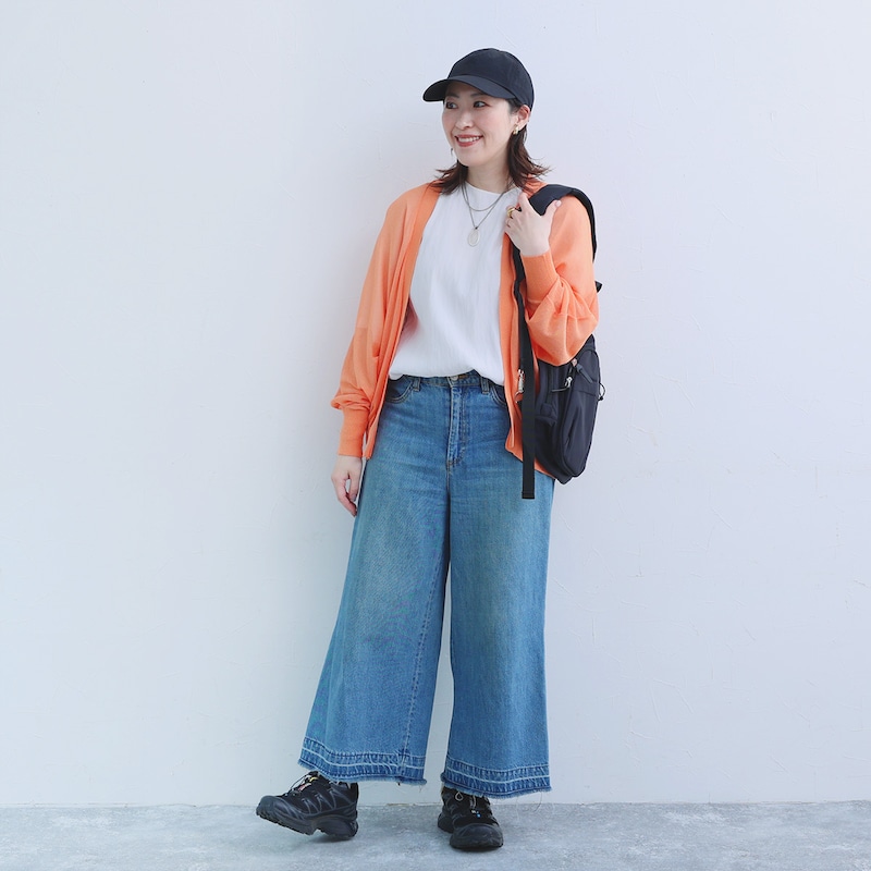 気温差対策にバッグに忍ばせる、持ち歩きカーデ。さらっと涼し気な人気者をスタッフが着回し！
