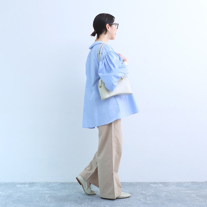 ナチュラル服を着回したい。コットンリネンでさらり快適、スタッフのイチ推し『ベイカーパンツ』