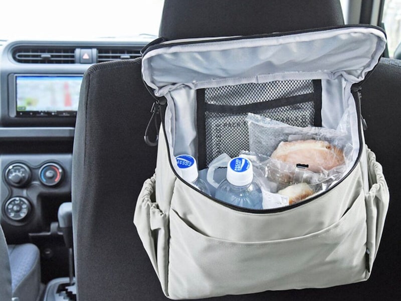 あつ〜い車内の心強い味方!「浮かせる車の冷蔵庫」スタッフたちはこんなシーンで使っています