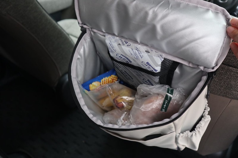 あつ〜い車内の心強い味方!「浮かせる車の冷蔵庫」スタッフたちはこんなシーンで使っています