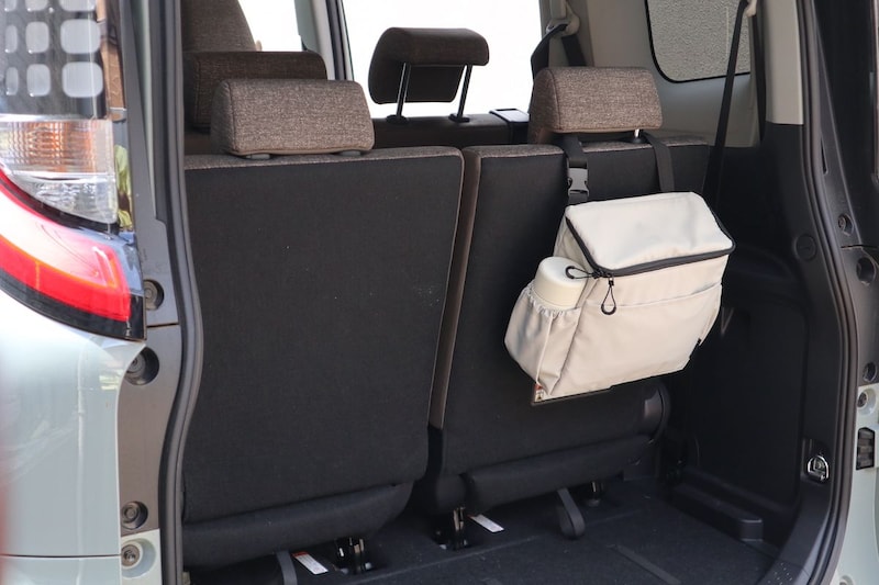 あつ〜い車内の心強い味方!「浮かせる車の冷蔵庫」スタッフたちはこんなシーンで使っています