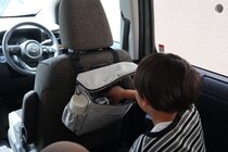 あつ〜い車内の心強い味方！「浮かせる車の冷蔵庫」スタッフたちはこんなシーンで使っています