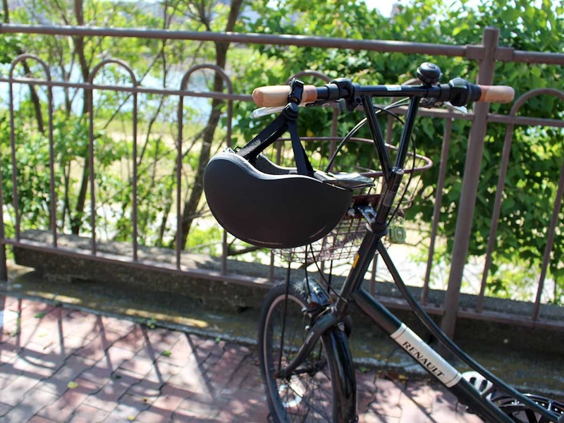 重くない！暑くない！髪がペタンコにならない！これで安心、女性目線な自転車ヘルメット