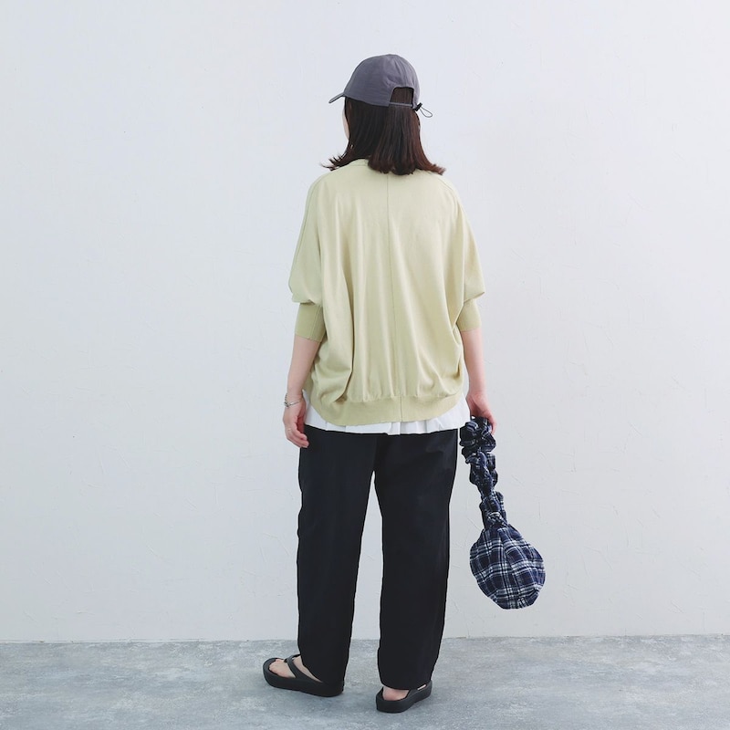 こっそりムレ対策できる、隠れメッシュパンツ。夏の新作をスタッフが着回し！