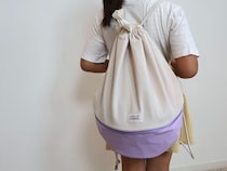 学校のプール授業に、夏のレジャーに。小学生のプールバッグはナップザック型がイチオシです。