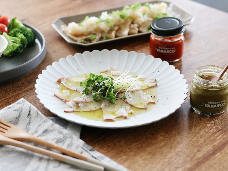 辛いもの好きさん必見!赤と緑の「ヤバスコ」で、いつもの料理が変わる簡単アレンジ6選